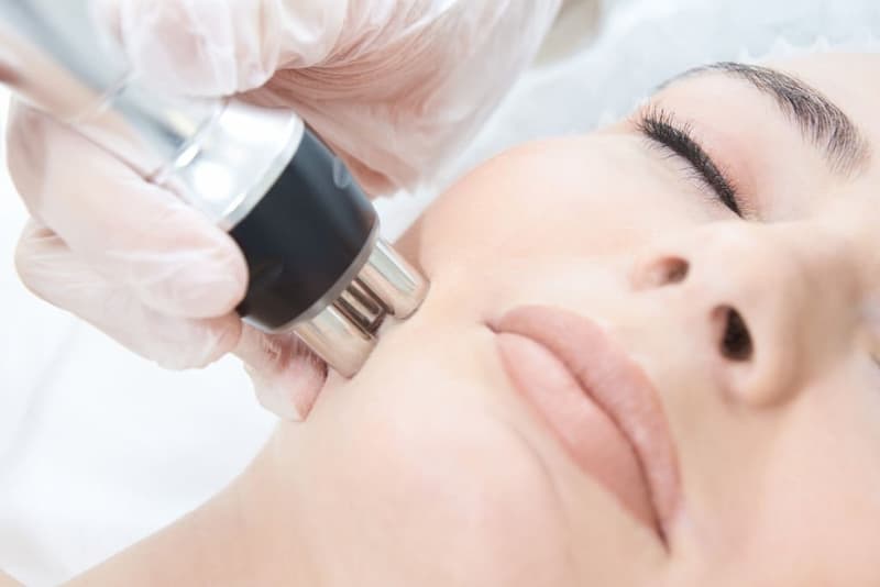 عوارض جانبی و خطرات مزوتراپی صورت